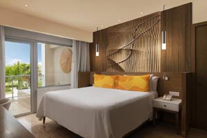 Master Suite at Falcon’s Resort by Melia